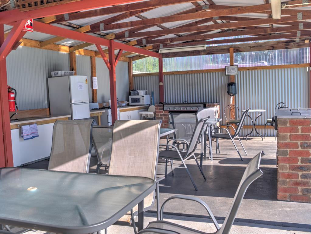 High Country Holiday Park Mansfield Exterior foto